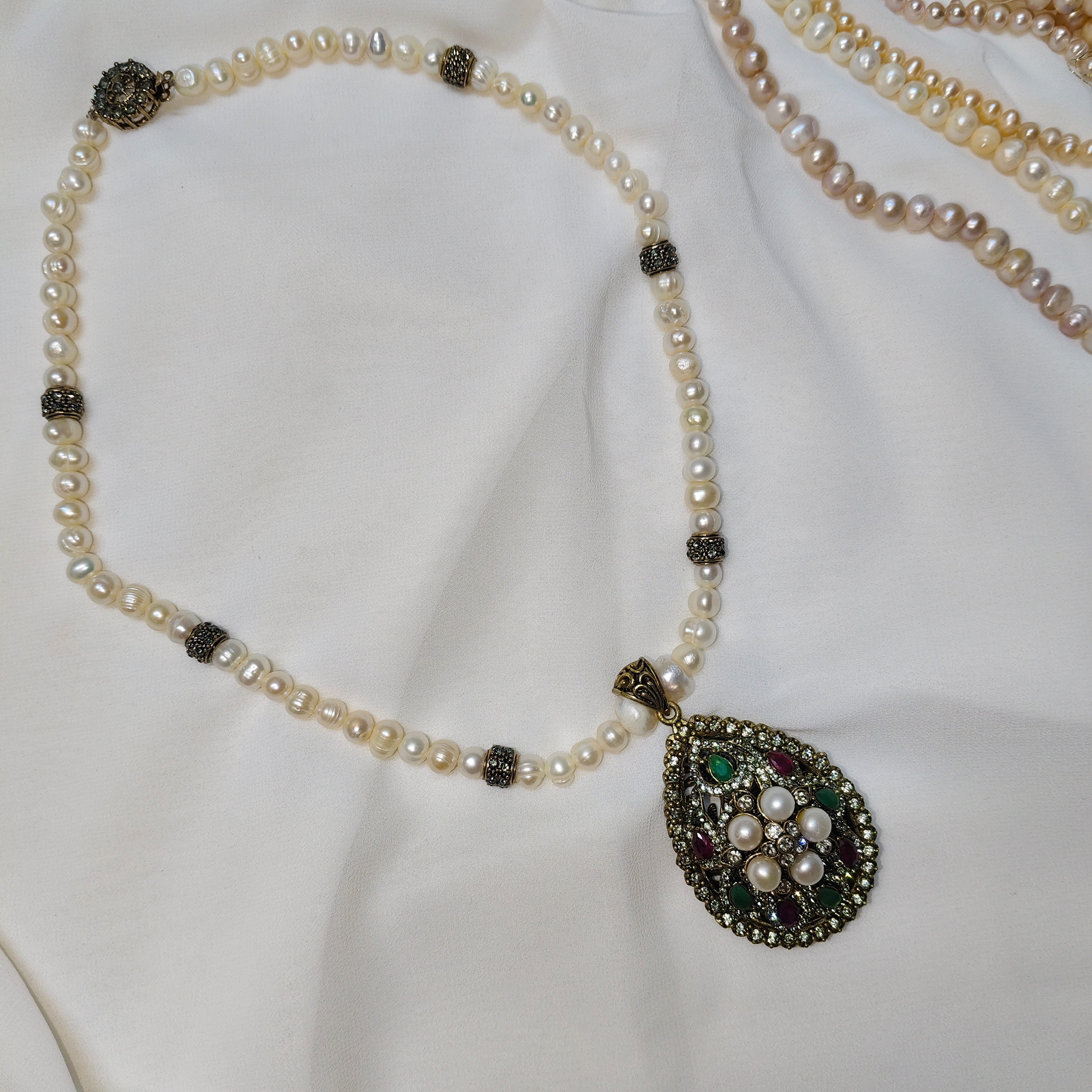 Collier Djawher – Perles, Antique & Pierres Précieuses