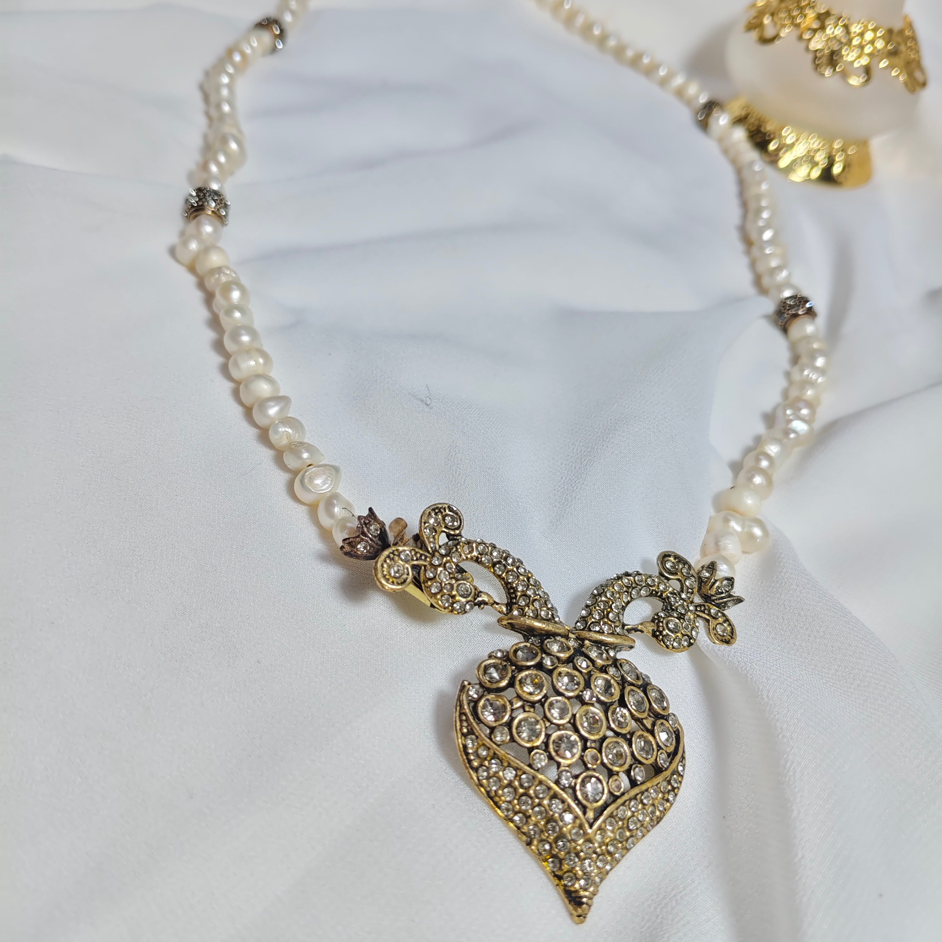 Collier Djewher Perles & Pendentif Cœur Ottoman Couronné