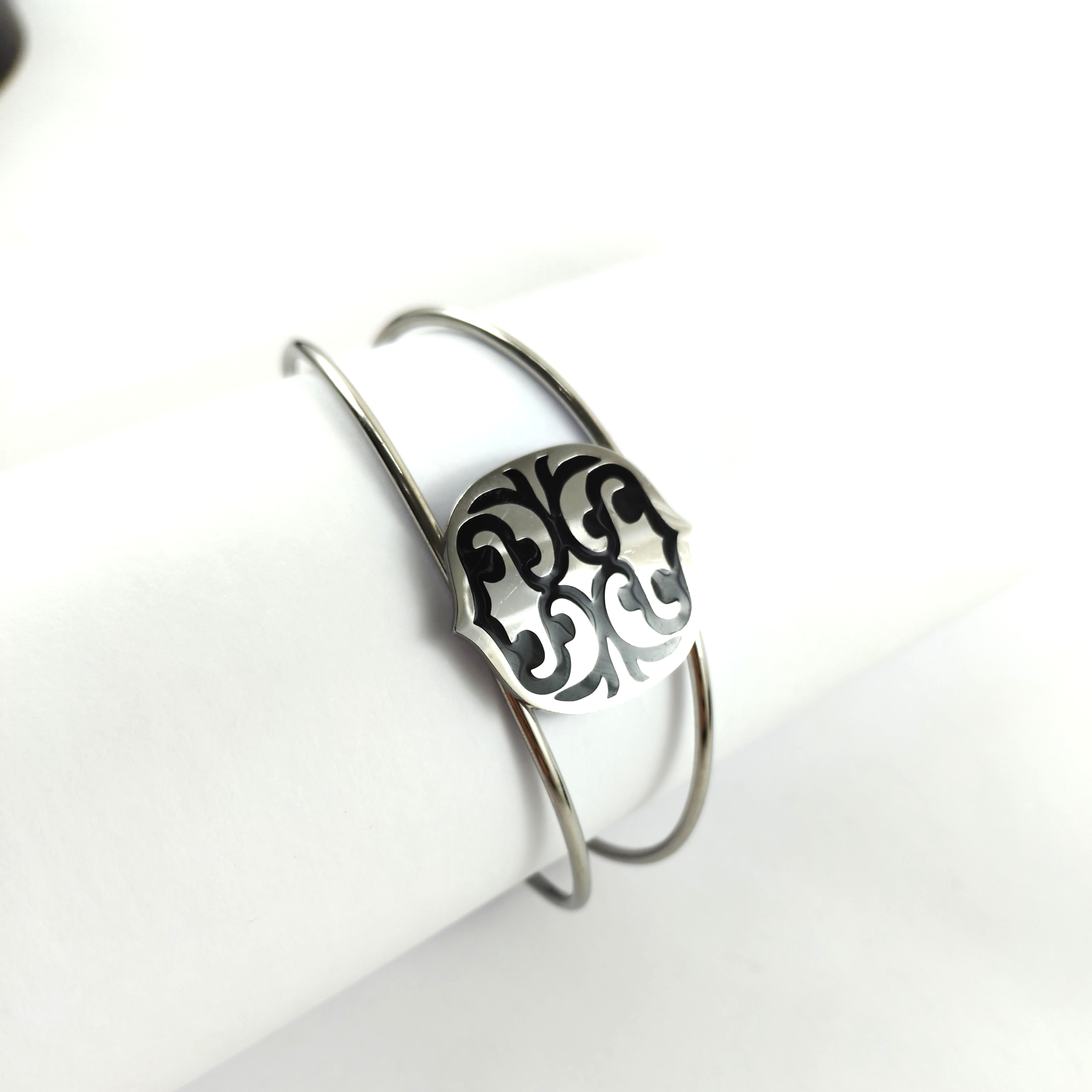 Bracelet Manchette en Acier Inoxydable Gravé - Kunuz