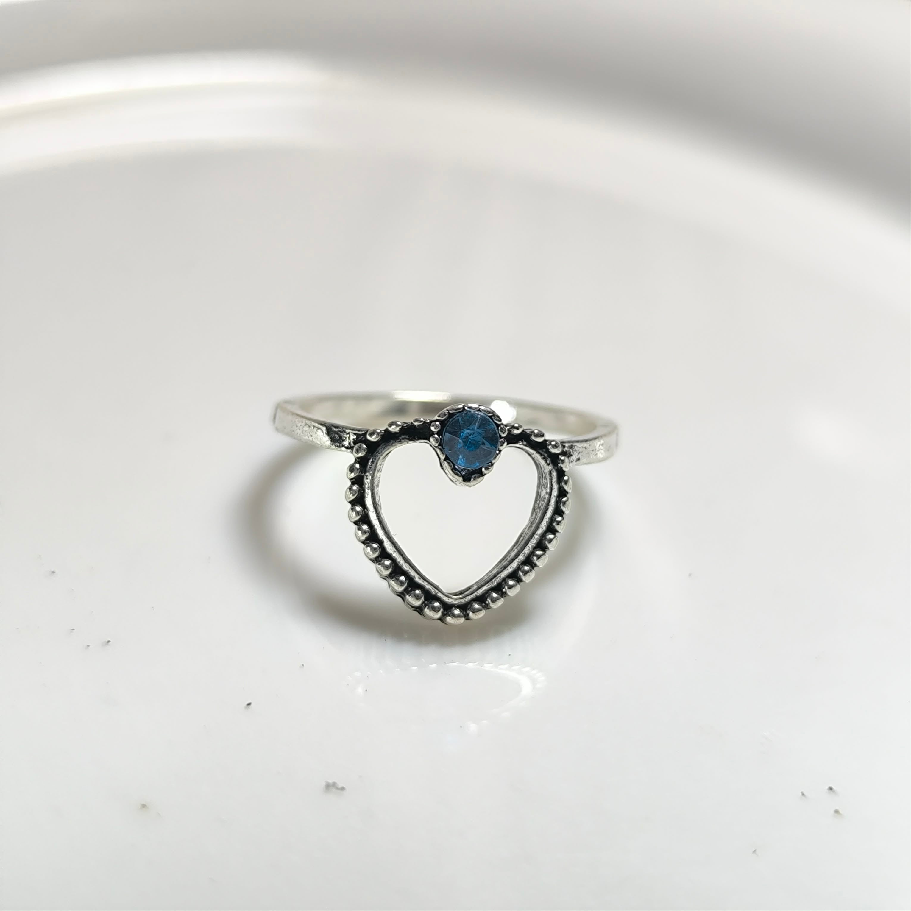 Stainless Steel Blue Heart Ring – Romantic Elegance