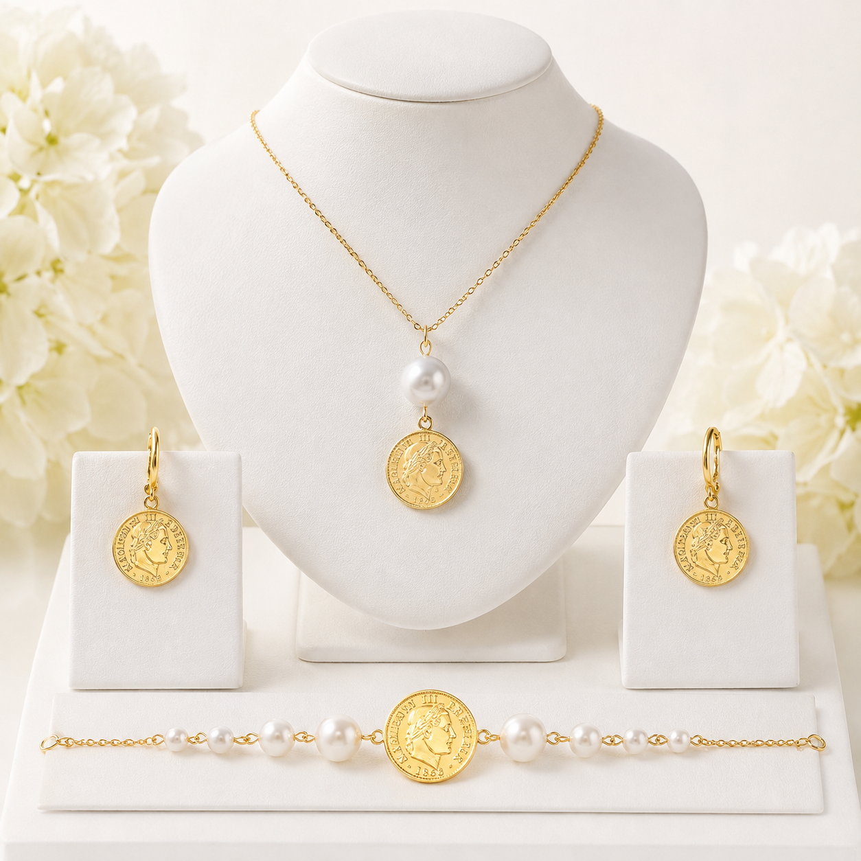 Parure Médaille Napoléon & Perles – Collier, Bracelet & Boucles d'Oreilles