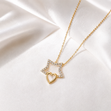 Collier Étoile & Cœur — Pendentif Zircons & Chaîne Fine Dorée
