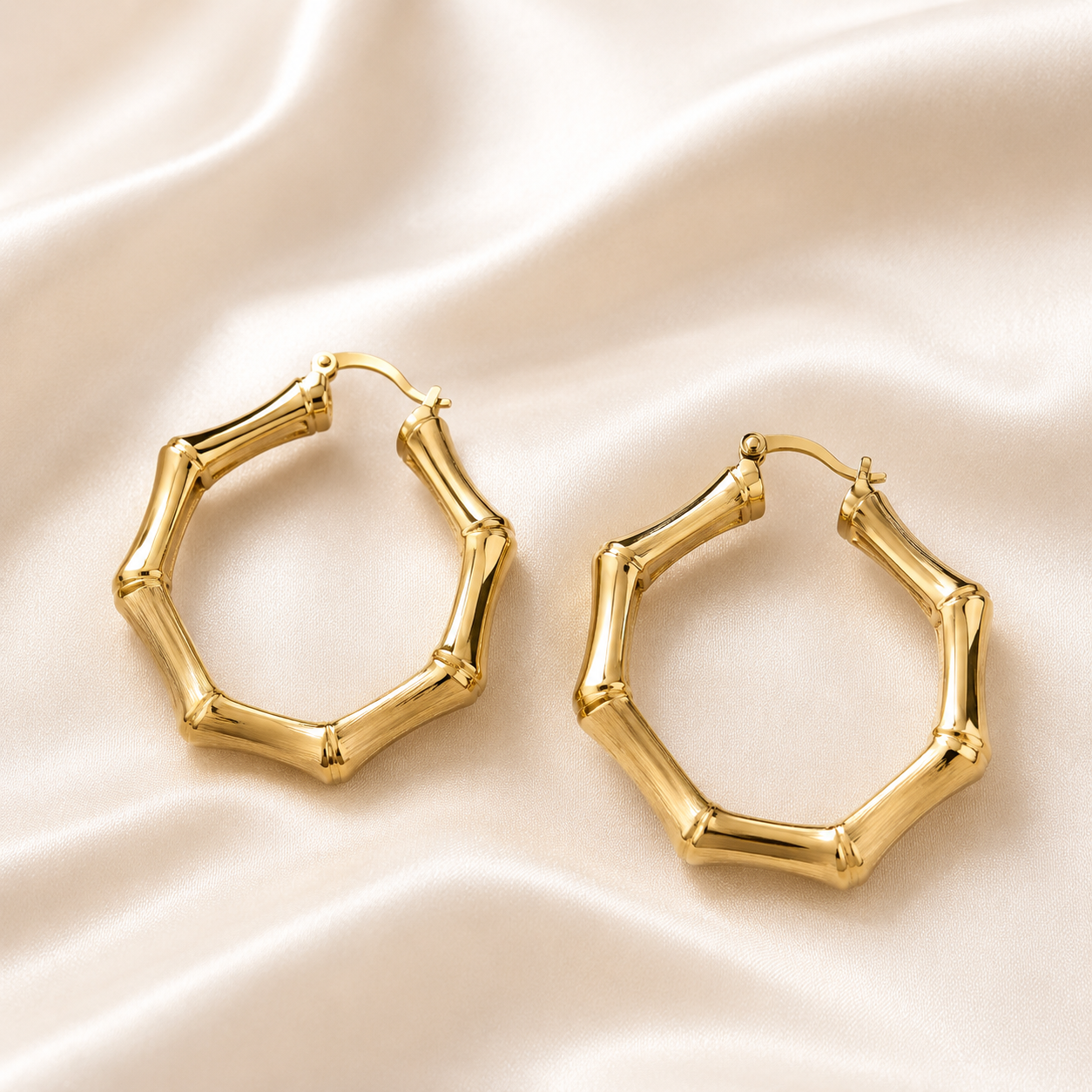 Boucles d'Oreilles Bambou Dorées – Élégance Naturelle & Style Intemporel