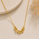 Golden Elegance Stainless Steel Necklace – Modern Chic Style