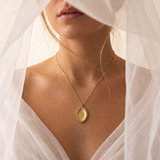 Collier Sarah en acier inoxydable à pendentif ovale doré