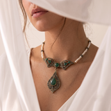 Collier Dalia à perles "djawher hour" et pendentif vert, style vintage