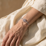 Bracelet Argenté Ajustable à Rosace Ajourée Scintillante