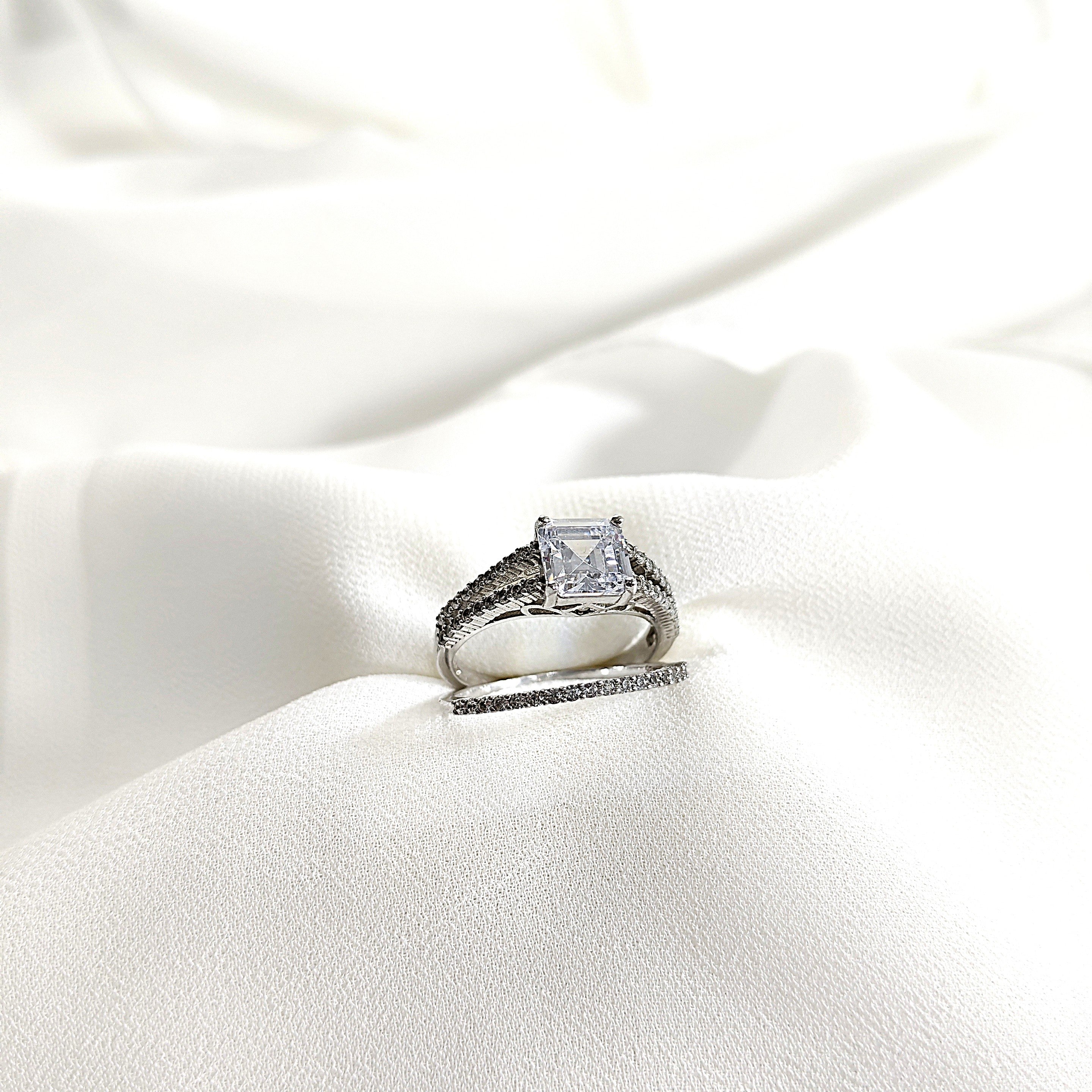 925 Silver Ring "Royal Eternity" - Duo set with a sparkling square cubic zirconia