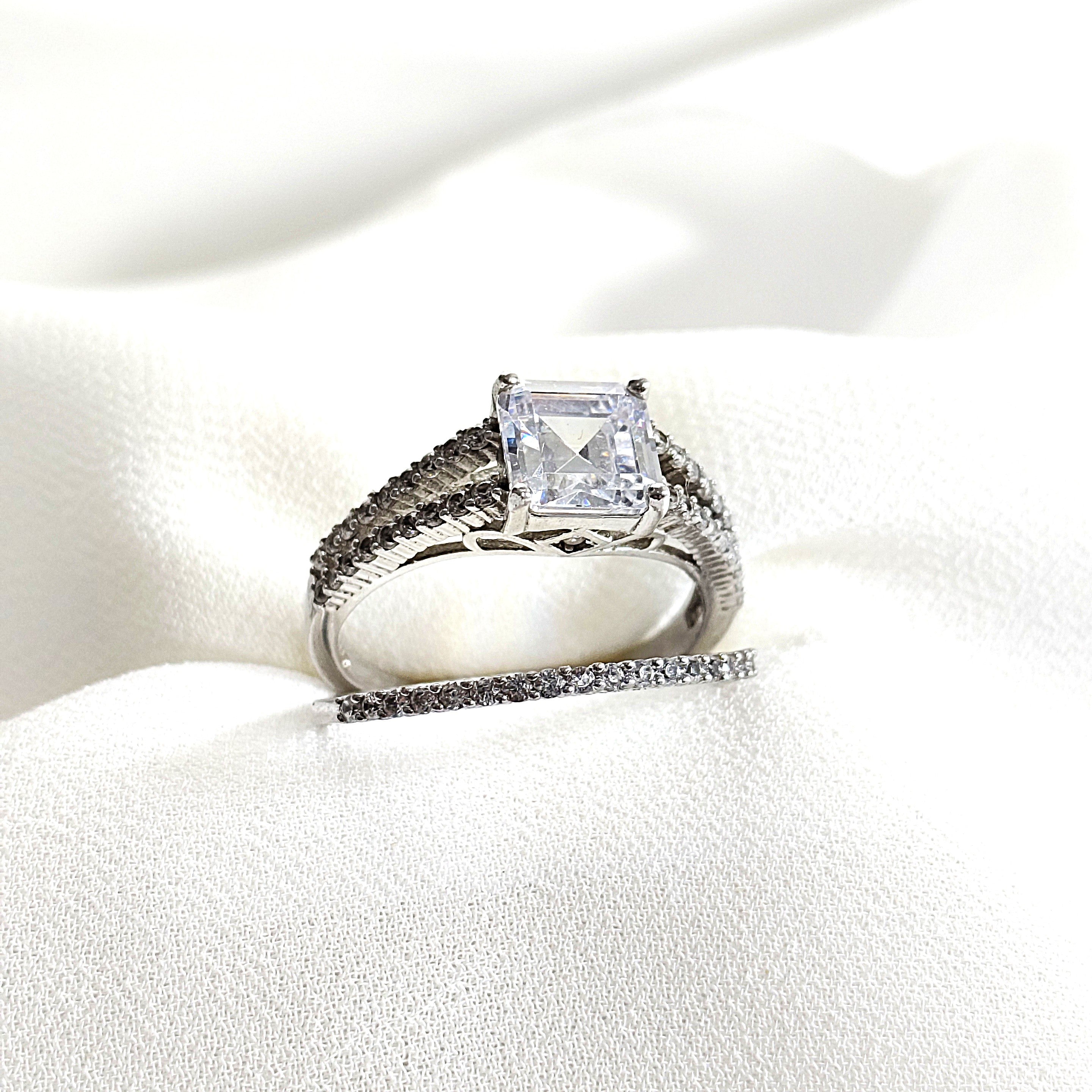 925 Silver Ring "Royal Eternity" - Duo set with a sparkling square cubic zirconia