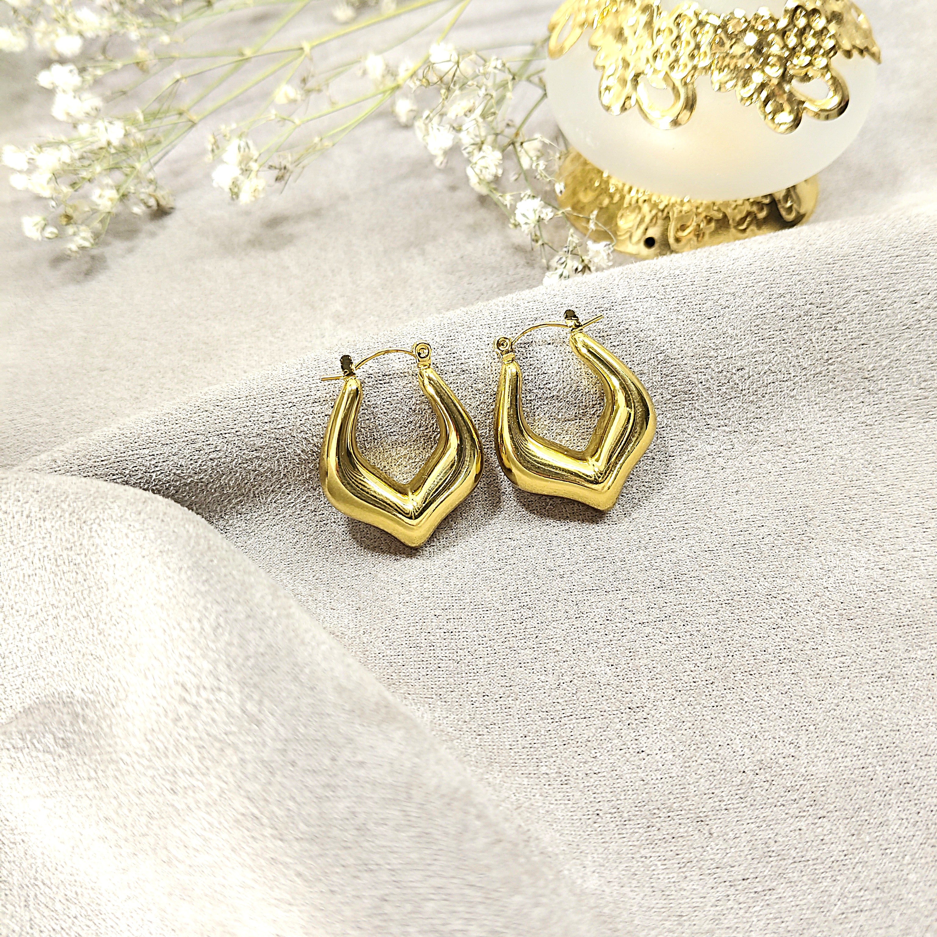 Boucles d’Oreilles Élégance Dorée en Acier Inoxydable