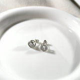 Prestige Solitaire Silver Earrings – Luxury Sparkle Zircon