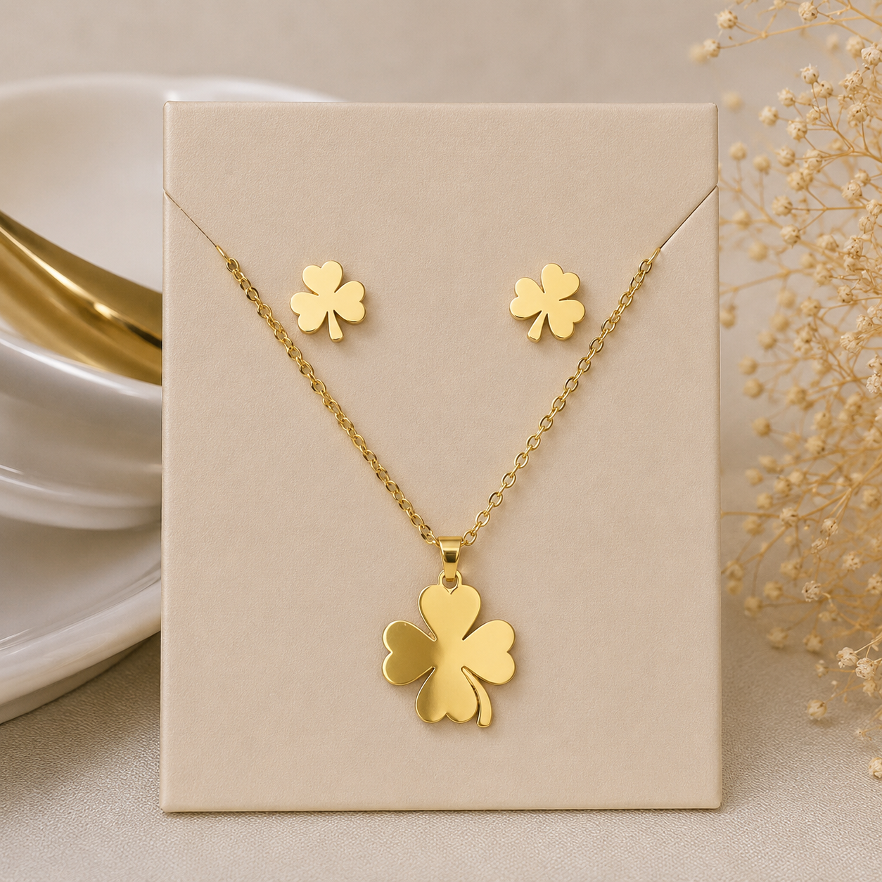 Golden Clover Set in 316L Stainless Steel – Necklace & Earrings