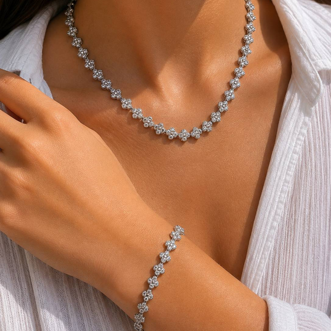 Parure Fleurs Élégantes – Collier & Bracelet avec Pierres Colorées