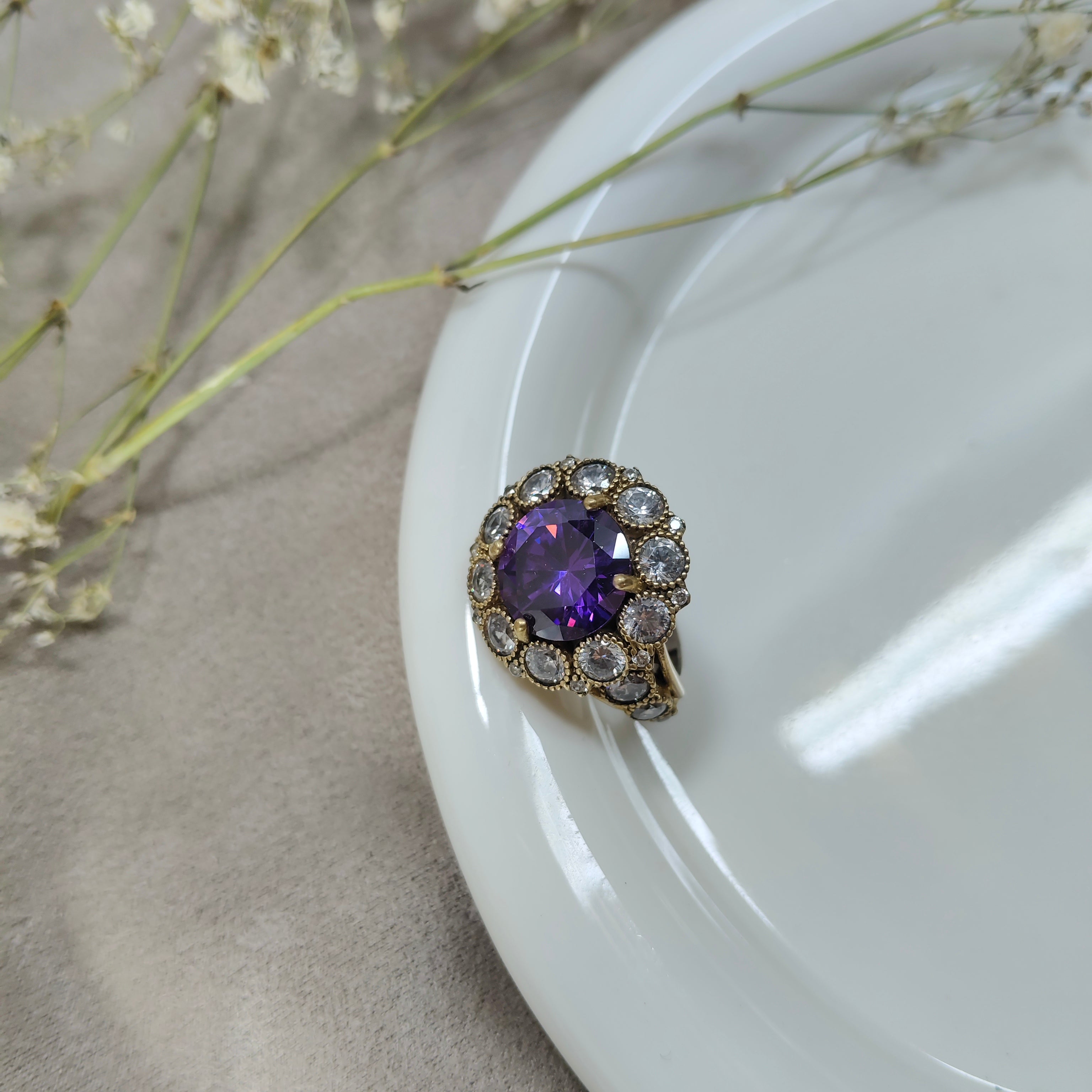 Antique Elegance Ring – Silver and Bronze with Violet Stone
