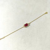 Bracelet Élégance Carrée – Pierre Centrale & Dorée (Bleu, Blanc, Rose)