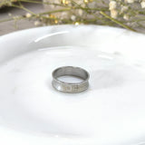 Bague Homme Argentée Gravée – Style Moderne & Élégance Discrète