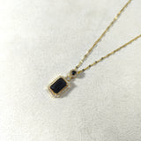 Collier Prestige Rectangulaire – Pendentif Élégant & Finition Dorée (5 Couleurs)